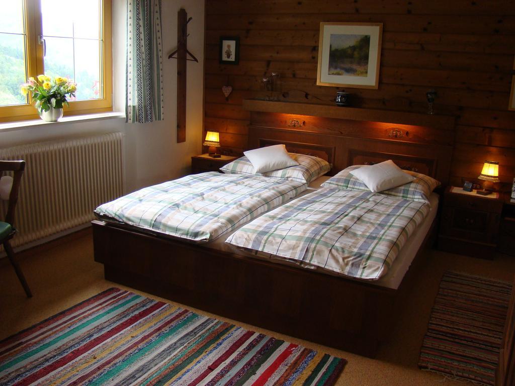 Landhaus Teufl Bed & Breakfast Faistenau Ruang foto